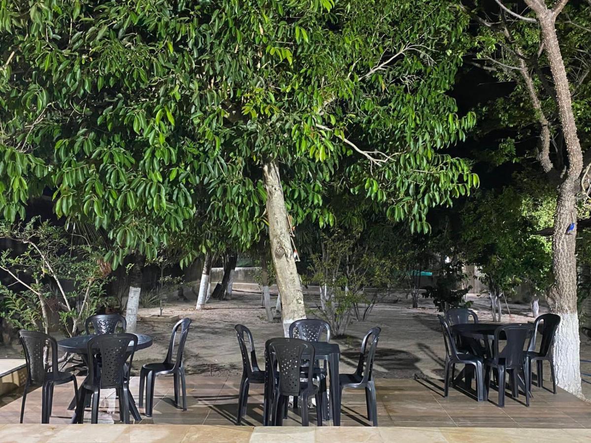 Happy Hostel E Pousada Паракуру Экстерьер фото