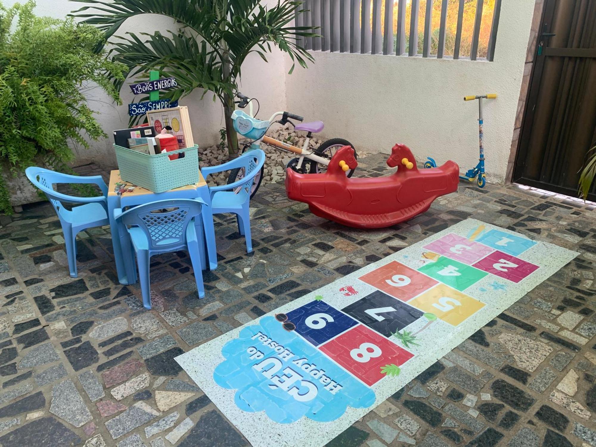 Happy Hostel E Pousada Паракуру Экстерьер фото
